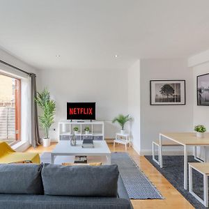 London Waterloo Apartment With Large Private Terrace - View Of The London Eye - 1 Bedroom 1 Bath